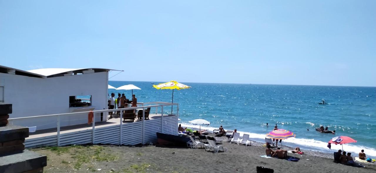 Holiday Home Casa Vacanze 萨莱诺 外观 照片