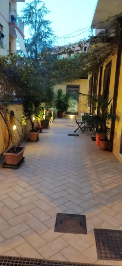 Holiday Home Casa Vacanze 萨莱诺 外观 照片
