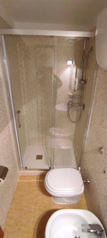 Holiday Home Casa Vacanze 萨莱诺 外观 照片