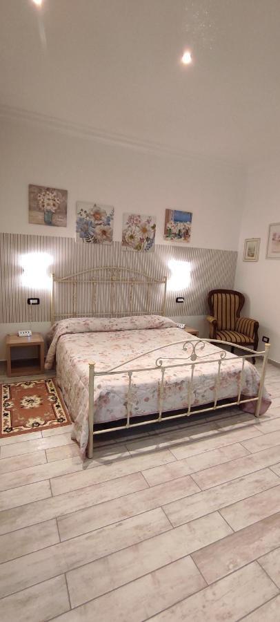 Holiday Home Casa Vacanze 萨莱诺 外观 照片