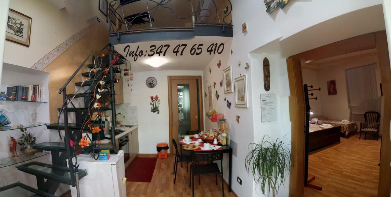 Holiday Home Casa Vacanze 萨莱诺 外观 照片